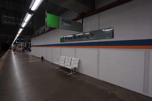 07 06 2023 flagrantereformapraçadorelógioTaguatinga